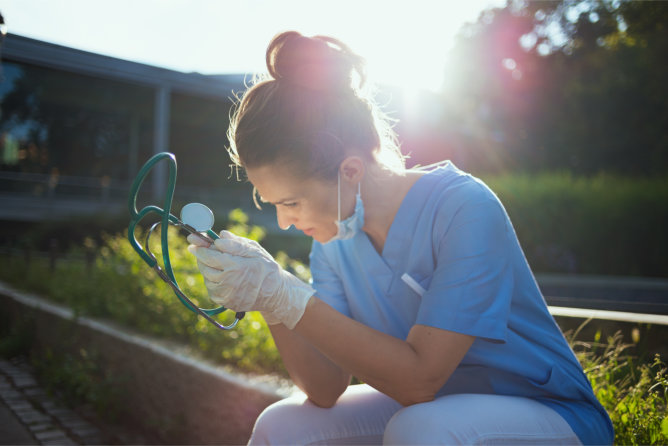 how-nurses-can-avoid-burnout-to-last-long-in-the-field